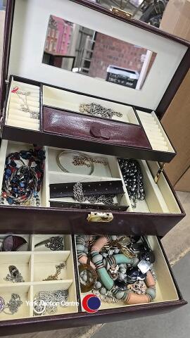 Jewellery box and contents