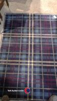 Tartan design rug approx. 6ft x 4ft