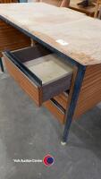 Wooden desk with drawers - 2