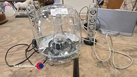 Harman/Kardon SoundSticks III. 10 years old - never used.