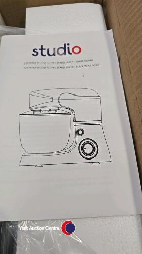 5L stand mixer, brand new in box