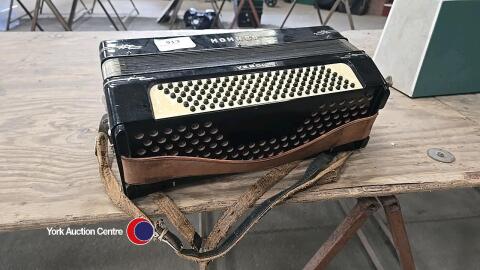 Honer accordian