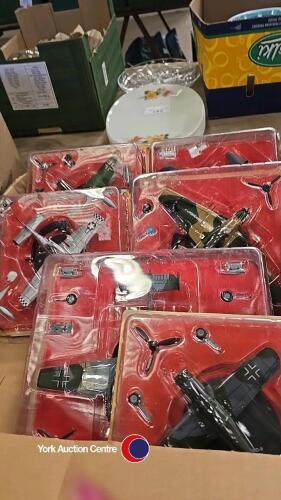 6 x model planes, boxed, unopened