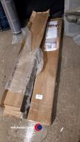3 packs of oak laminate flooring
