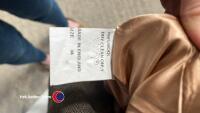 English made, 100% Wool Ladies 38 fitted Tweed Show Jacket With 3 Foxhead Buttons. - 4