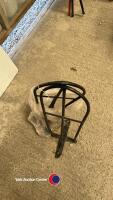 2 Saddle racks - 2