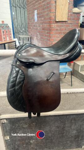 15' brown barnesby leather saddle
