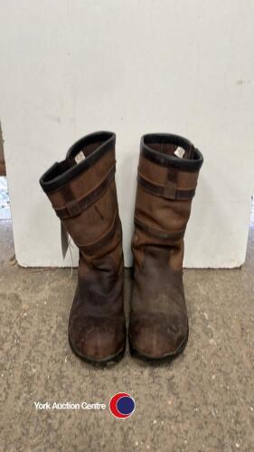 Mark Todd paddock boots - size 6