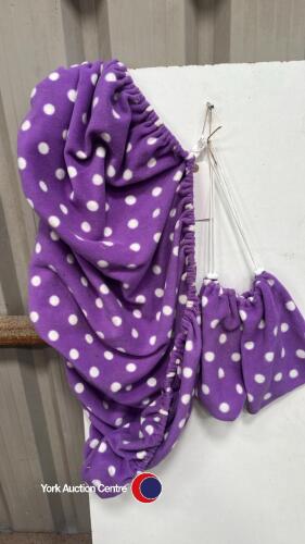 Saddle and stirrup covers - Purple and white polka dot Good condition