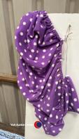 Saddle and stirrup covers - Purple and white polka dot Good condition - 3
