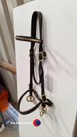 Cob top quality English cob inhand bridle, brass brow, stitched nose, fancy brass buckles, 5.5' horseshoe bit - 4