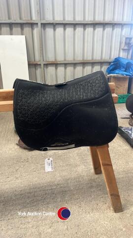 Full Shires anti slip saddle cloth