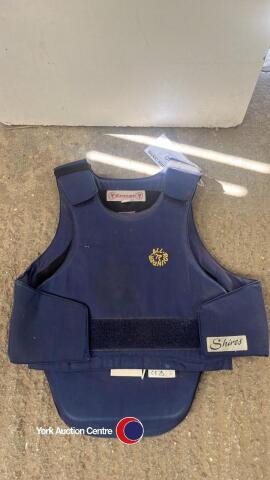 Childs large shires body protector