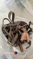 Bag of miscellanious leather - 3