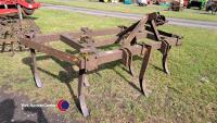 8ft 7in heavy duty 9 tine drag cultivator