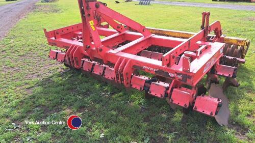 Pottinger Terradisc 3000 cultivator, c/w DD packer