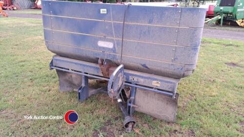 KRM L2 Plus fertiliser spreader
