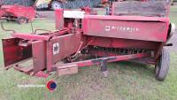 International B47 conventional baler - 4