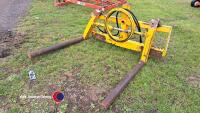 Round bale nippers - 2