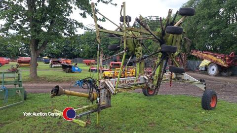 Claas 780 twin rotor rake, 1995