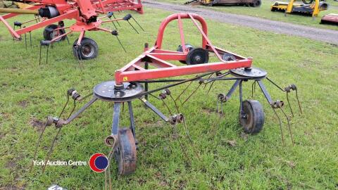 Abra 2 rotor tedder, used 1 season, approx 25 acres