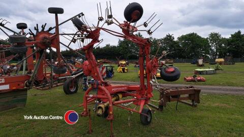 Pottinger HIT69NZ tedder