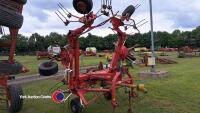 Pottinger HIT69NZ tedder - 2