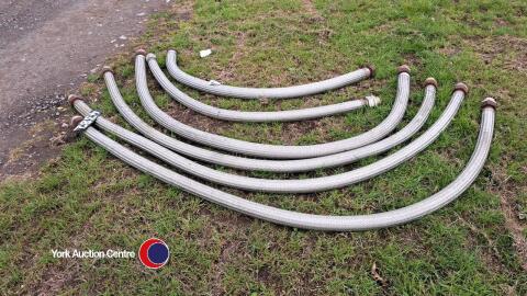 Stainless steel flexible pipes