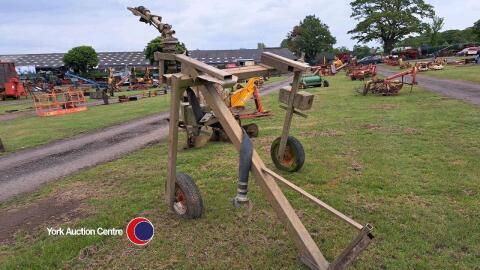 Irrigation rain gun and trolley