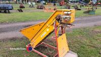 Cebeco Potato bagging and weighing elevator - 2