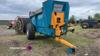Rolland V2 110 muck spreader, electric floor. Just serviced. Tidy, control box in office - 2