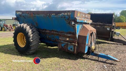 West 1600 muck spreader