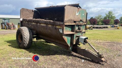 Major 900 muck spreader