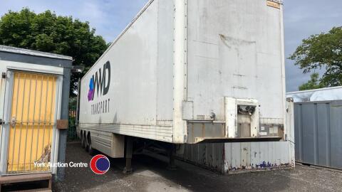 45ft tri-axle box trailer