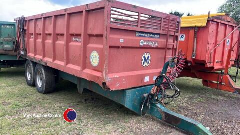 Marshall 14T grain trailer air and oil brakes