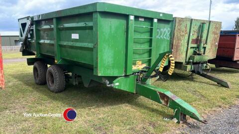 2007 Weeks twin axle 10T tractor tipping trailer c/w hydraulic door and grain chute