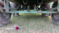 2007 Weeks twin axle 10T tractor tipping trailer c/w hydraulic door and grain chute - 4