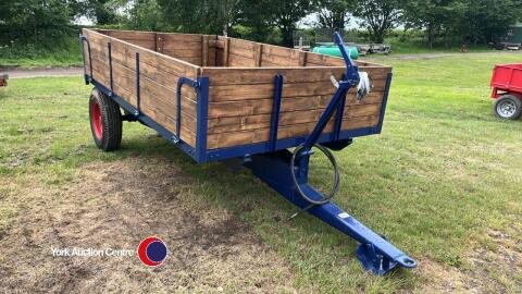 3T tipping trailer with new floor and sides
