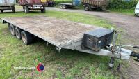 Graham Edwards triaxle flat bed trailer. Strap box on front. - 2