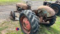 Fordson Dexta tractor - 3