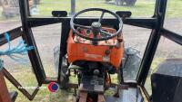 Kubota 40 4wd tractor, key in office - 6