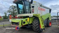 Claas Lexion 450 combine, 22ft cut with straw chopper, W661 PSH, 3142 engine hours 3142, 2659 drum hours, serviced yearly by Claas Eastern. Log book and proof of road (August 2025) , key in office - 2