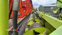 Claas Lexion 450 combine, 22ft cut with straw chopper, W661 PSH, 3142 engine hours 3142, 2659 drum hours, serviced yearly by Claas Eastern. Log book and proof of road (August 2025) , key in office - 12