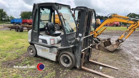 Nissan diesel 2.5T forklift, 2008, excellent condition