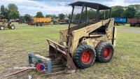 Hydra-Mac 11c skidsteer with muck fork and bale spike, engine turns, strong hydraulics - 2