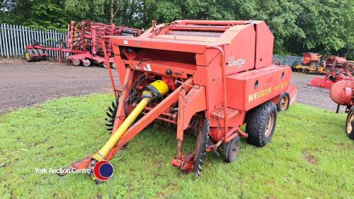 Welger RP12S round baler, net and string
