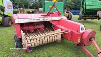 International conventional baler - 2