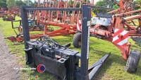 Cherry 56 bale grab, Matbro brackets - 2