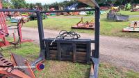 Cherry 56 bale grab, Matbro brackets - 3