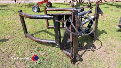 Alo round bale handler, Q-fit brackets